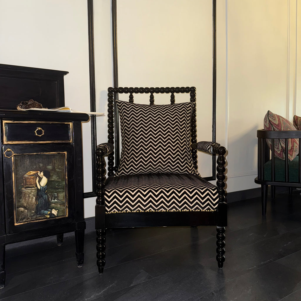 Sonarvan Armchair