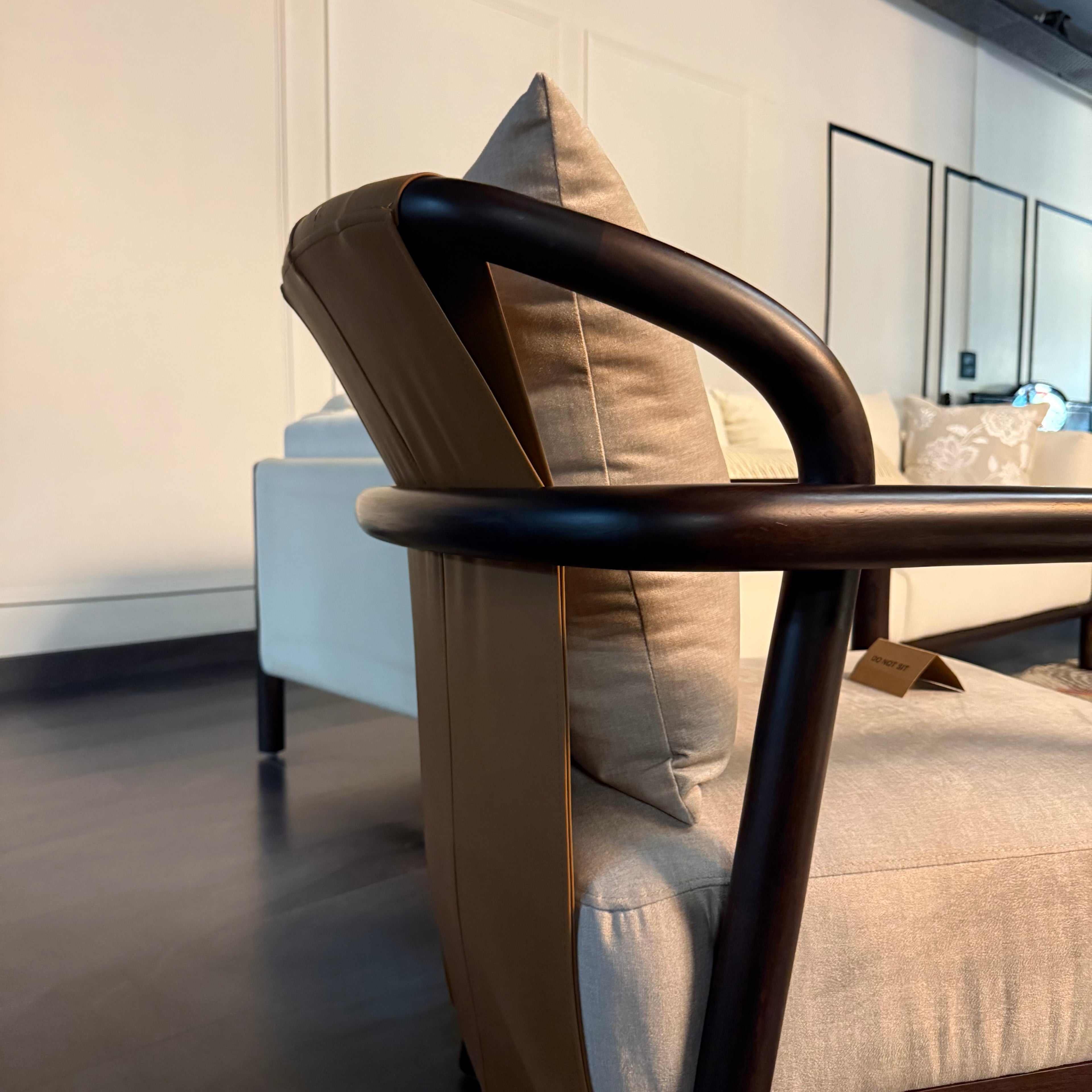 Ashva chair