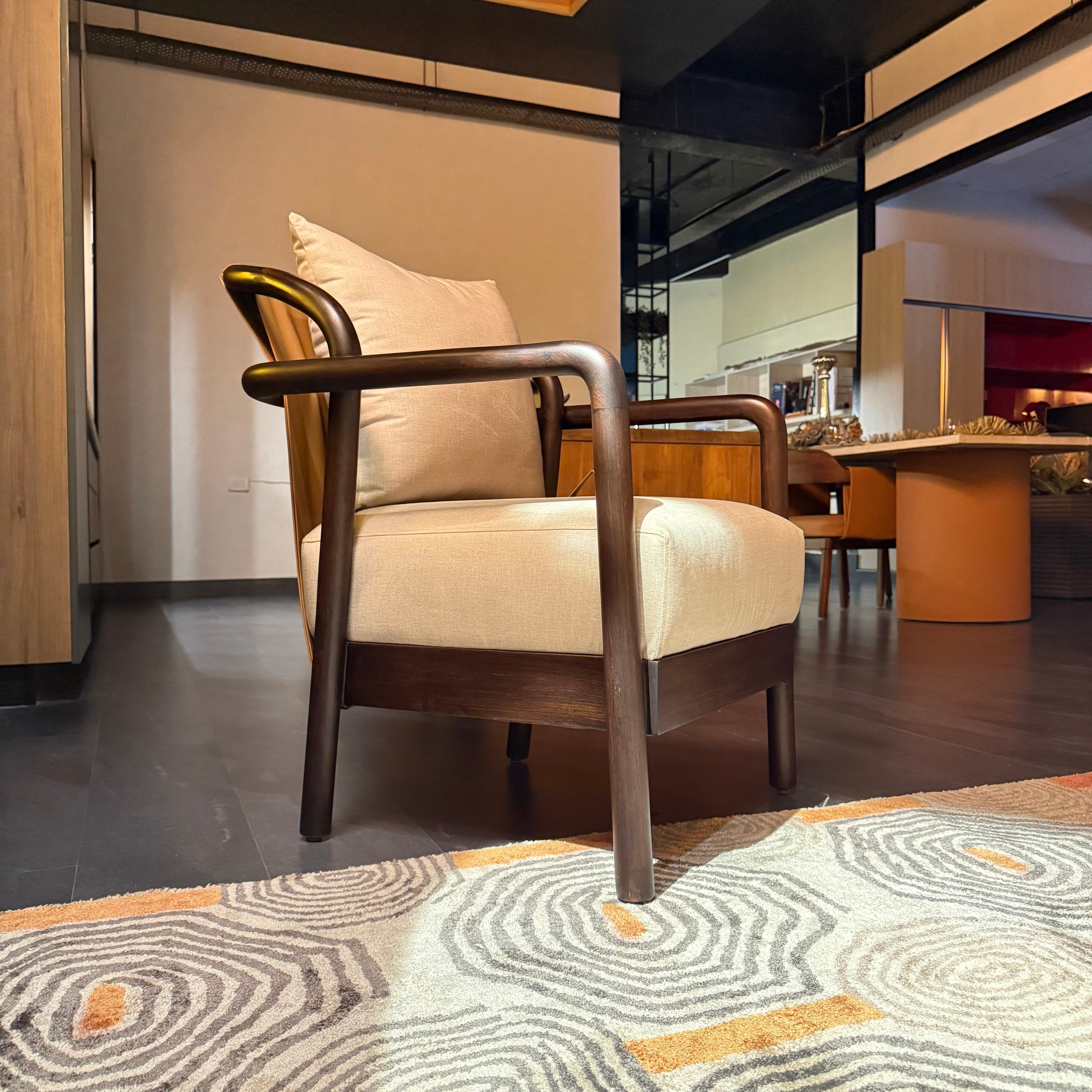 Ashva chair