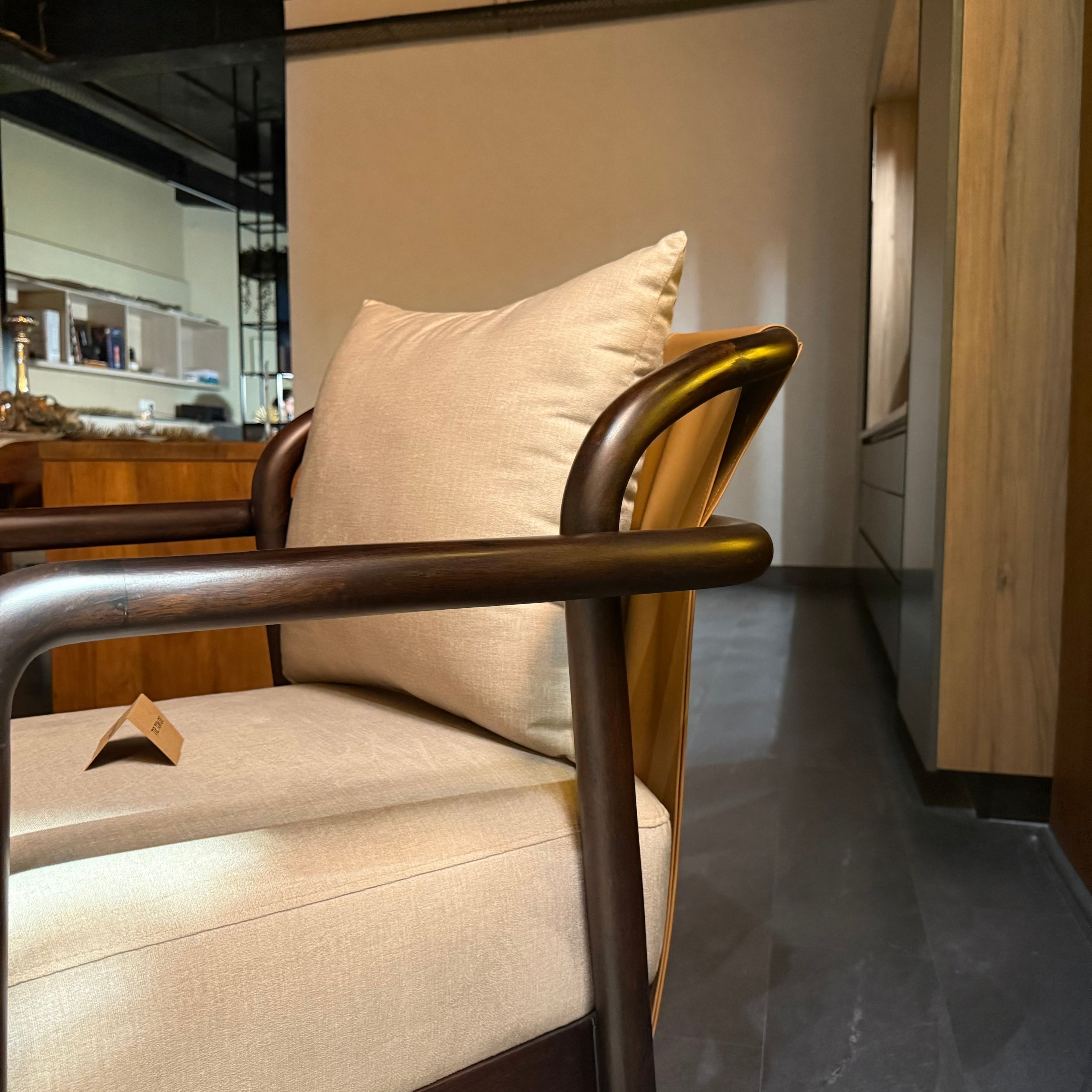 Ashva chair