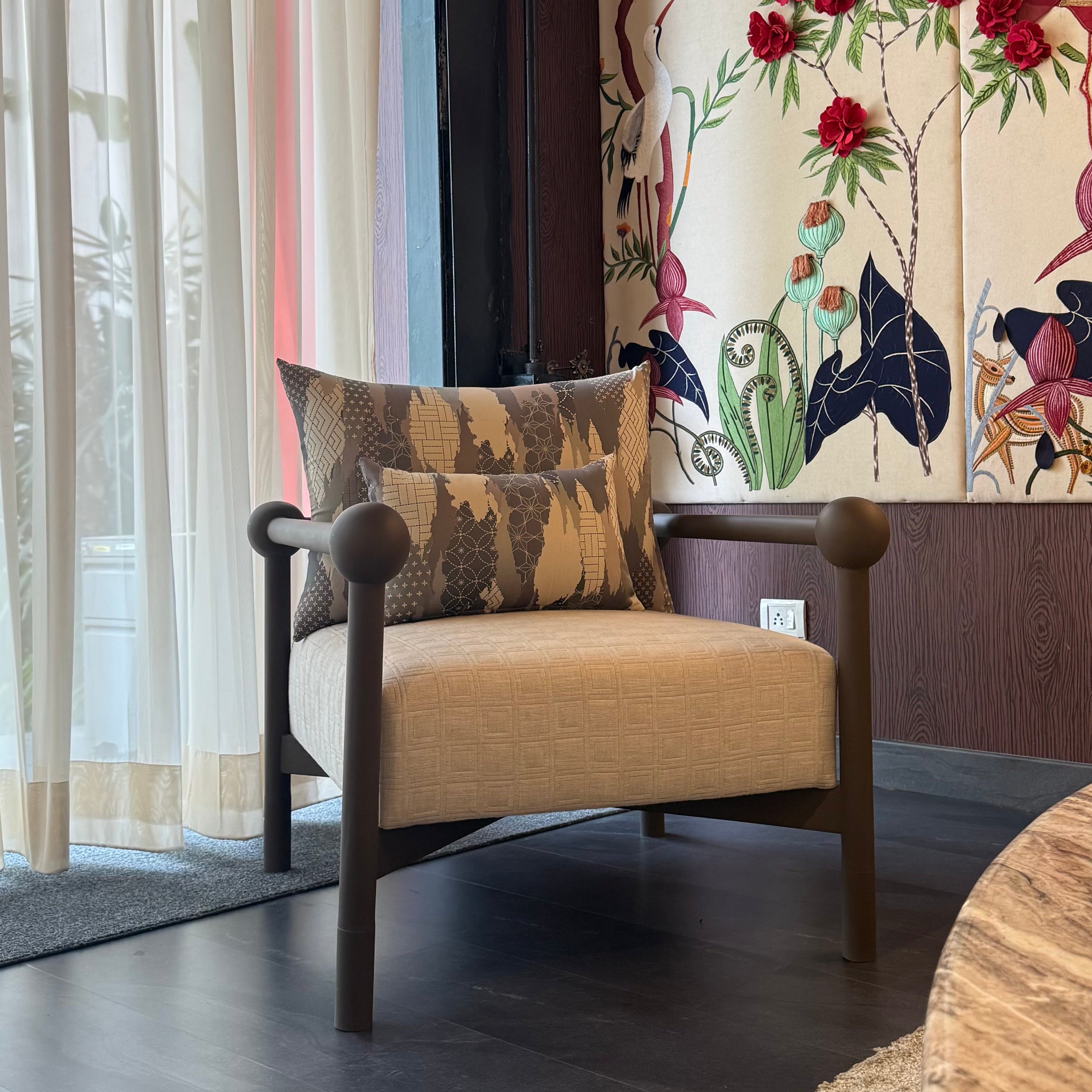 Shikhar Arm chair